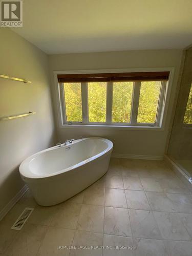 1635 Emberton Way, Innisfil, ON - Indoor Photo Showing Bathroom