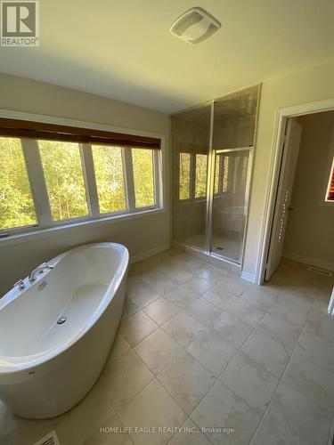 1635 Emberton Way, Innisfil, ON - Indoor Photo Showing Bathroom