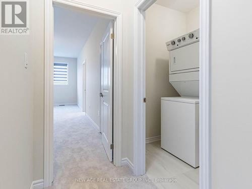 1419 Oakmont Common, Burlington, ON - Indoor Photo Showing Laundry Room