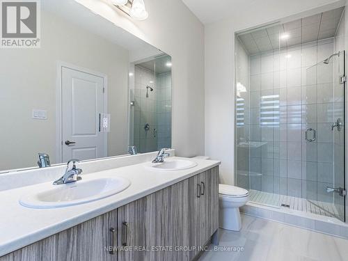 1419 Oakmont Common, Burlington, ON - Indoor Photo Showing Bathroom