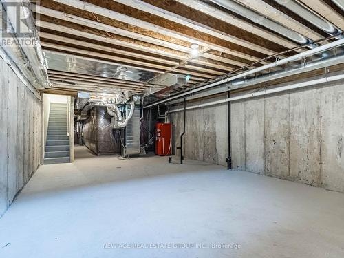 1419 Oakmont Common, Burlington, ON - Indoor Photo Showing Basement