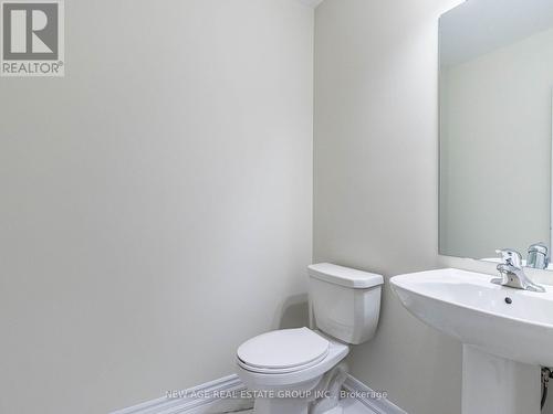 1419 Oakmont Common, Burlington, ON - Indoor Photo Showing Bathroom