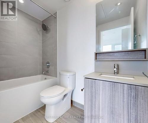 4207 - 5 Buttermill Avenue, Vaughan, ON - Indoor Photo Showing Bathroom