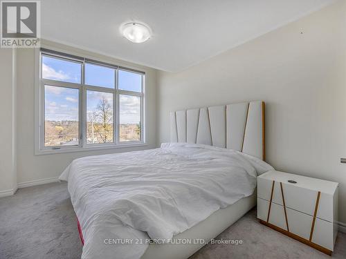 374 Okanagan Path, Oshawa, ON - Indoor Photo Showing Bedroom