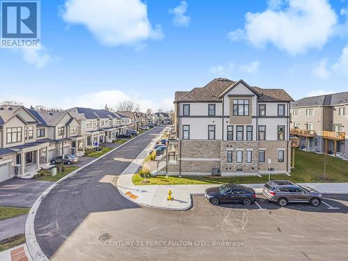 374 Okanagan Path, Oshawa, ON - Outdoor With Facade