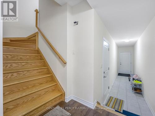 374 Okanagan Path, Oshawa, ON - Indoor Photo Showing Other Room