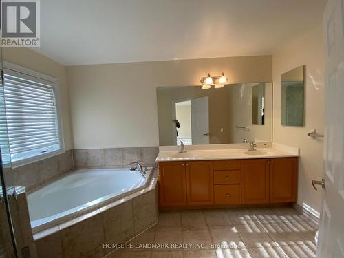 157 Legends Way, Markham, ON - Indoor Photo Showing Bathroom