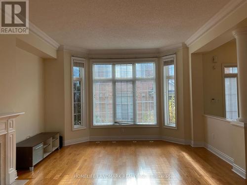 157 Legends Way, Markham, ON - Indoor Photo Showing Other Room