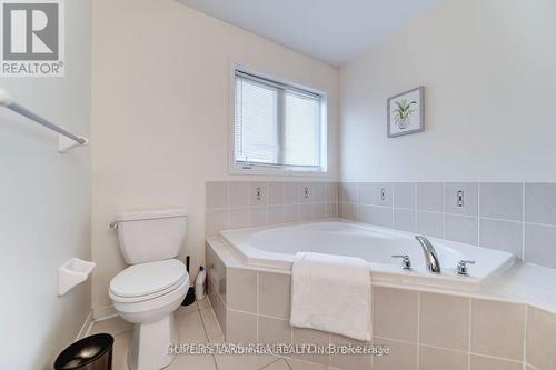 27 Trinco Way, Markham, ON - Indoor Photo Showing Bathroom