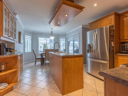 Kitchen - 1825 Rue Charles-Smallwood, Laval (Chomedey), QC - Indoor Photo Showing Kitchen