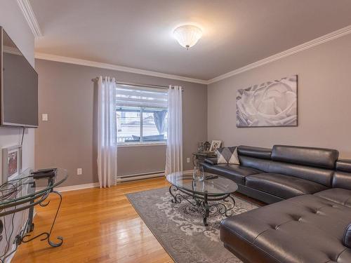 Family room - 1825 Rue Charles-Smallwood, Laval (Chomedey), QC - Indoor Photo Showing Living Room