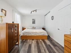 Master bedroom - 