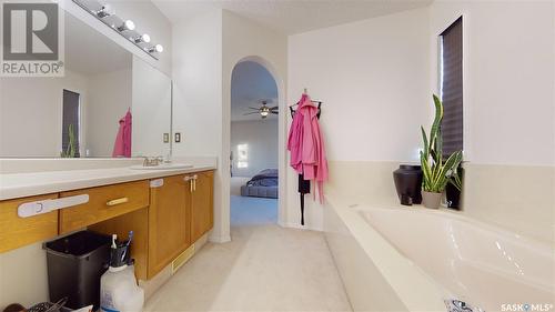 1607 Rousseau Crescent N, Regina, SK - Indoor Photo Showing Bathroom