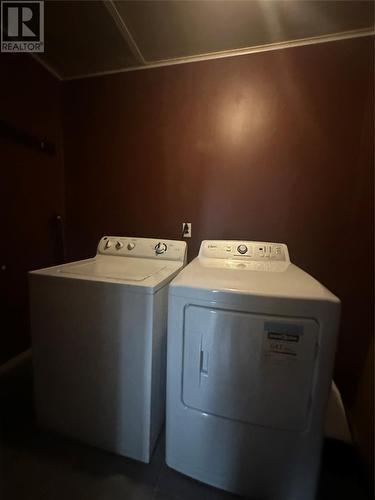 55 Holletts Road, Marystown, NL - Indoor Photo Showing Laundry Room