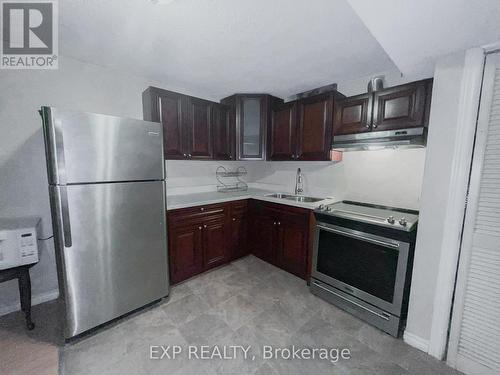 Bsmt - 27 Ambercroft Street, Markham, ON - Indoor Photo Showing Kitchen With Double Sink