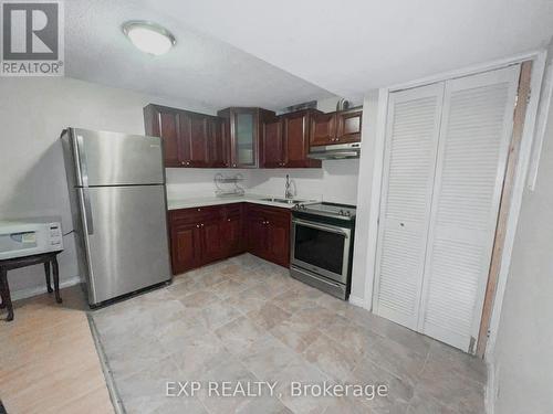 Bsmt - 27 Ambercroft Street, Markham, ON - Indoor Photo Showing Kitchen With Double Sink