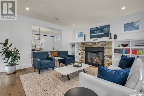 811 Colony Street, Saskatoon, SK - Indoor Photo Showing Living Room With Fireplace