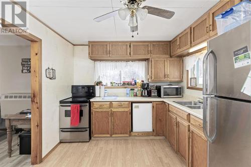 234 Federation St, Thessalon, ON - Indoor Photo Showing Kitchen With Double Sink