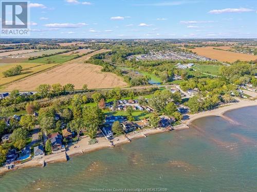 709 Heritage Unit# 32, Kingsville, ON - Outdoor With Body Of Water With View