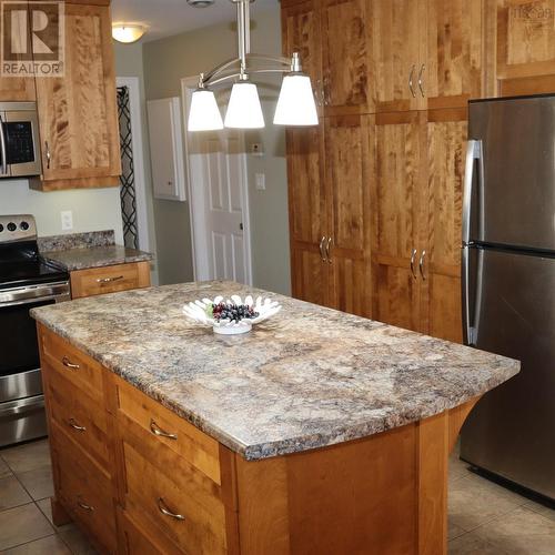 3500 Rowe Avenue, Halifax, NS - Indoor Photo Showing Kitchen With Upgraded Kitchen