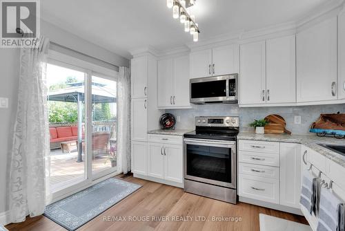 786 Beatty Crescent, Cobourg, ON - Indoor Photo Showing Kitchen