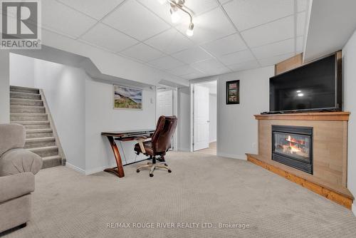 786 Beatty Crescent, Cobourg, ON - Indoor Photo Showing Living Room With Fireplace