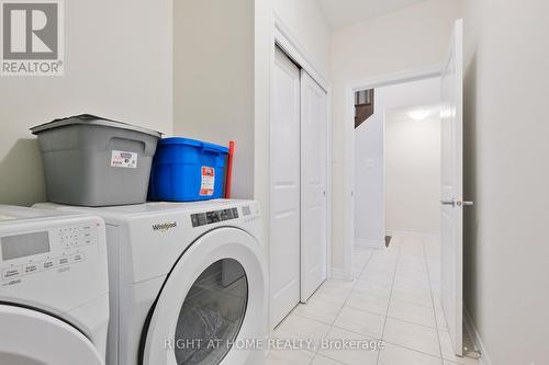 956 Socca Crescent, Ottawa, ON - Indoor Photo Showing Laundry Room