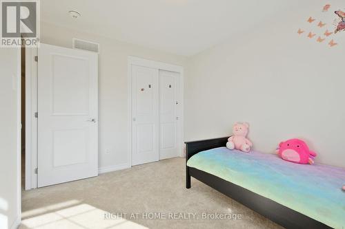 956 Socca Crescent, Ottawa, ON - Indoor Photo Showing Bedroom