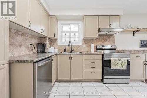 434 Black Street, Centre Wellington (Fergus), ON - Indoor Photo Showing Kitchen