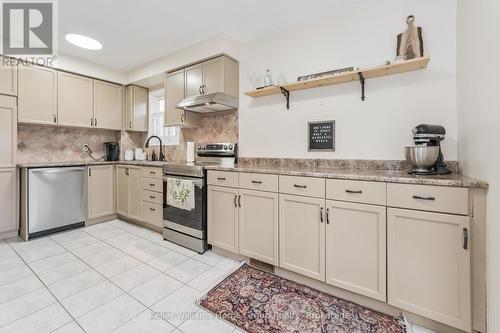 434 Black Street, Centre Wellington (Fergus), ON - Indoor Photo Showing Kitchen