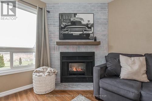 434 Black Street, Centre Wellington (Fergus), ON - Indoor Photo Showing Living Room With Fireplace