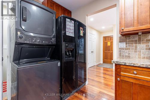 Upper - 598 Mapledale Avenue, London, ON - Indoor Photo Showing Laundry Room