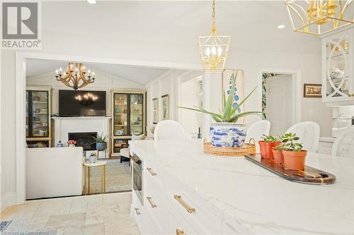 659 Deervalley Road, Ancaster, ON - Indoor Photo Showing Dining Room