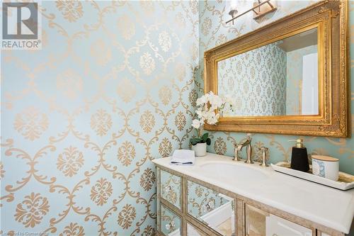 Bathroom featuring vanity - 659 Deervalley Road, Ancaster, ON - Indoor Photo Showing Bathroom