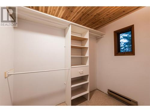 5671 Longbeach Road, Nelson, BC - Indoor Photo Showing Other Room