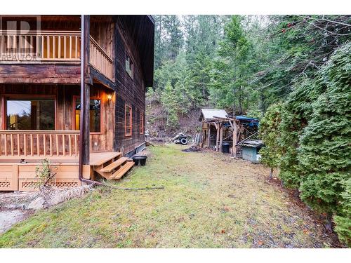 5671 Longbeach Road, Nelson, BC - Outdoor