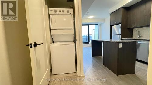 206 - 1415 Dundas Street E, Oakville (1010 - Jm Joshua Meadows), ON - Indoor Photo Showing Laundry Room