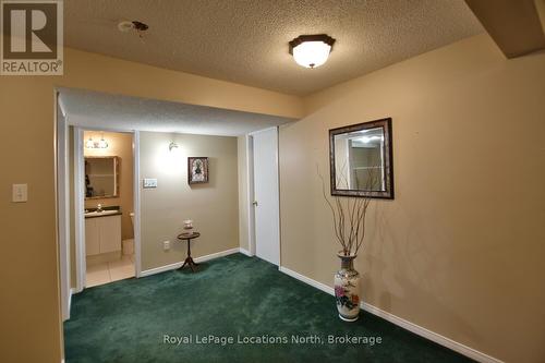 19 Brillinger Drive, Wasaga Beach, ON - Indoor Photo Showing Other Room