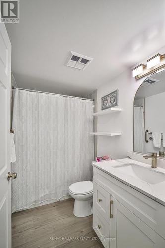 315 - 23 Lorraine Drive, Toronto, ON - Indoor Photo Showing Bathroom