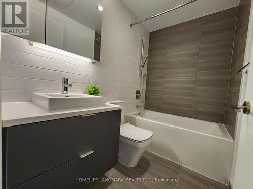 311 - 170 Bayview Avenue, Toronto, ON - Indoor Photo Showing Bathroom