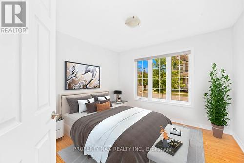 20 Toulouse Court, Markham, ON - Indoor Photo Showing Bedroom