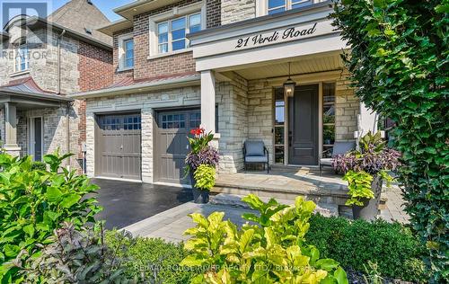 21 Verdi Road, Richmond Hill, ON - Outdoor With Facade