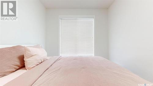 5438 Primrose Green Drive E, Regina, SK - Indoor Photo Showing Bedroom