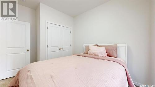 5438 Primrose Green Drive E, Regina, SK - Indoor Photo Showing Bedroom