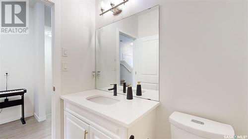 5438 Primrose Green Drive E, Regina, SK - Indoor Photo Showing Bathroom