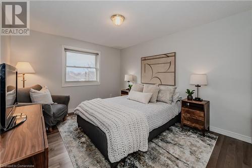 Bedroom with wood-type flooring - 17 Weir Drive, Guelph, ON - Indoor Photo Showing Bedroom