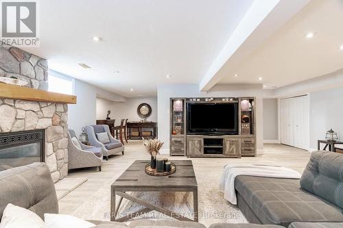 37 O'Donnell Court, Penetanguishene, ON - Indoor Photo Showing Living Room With Fireplace