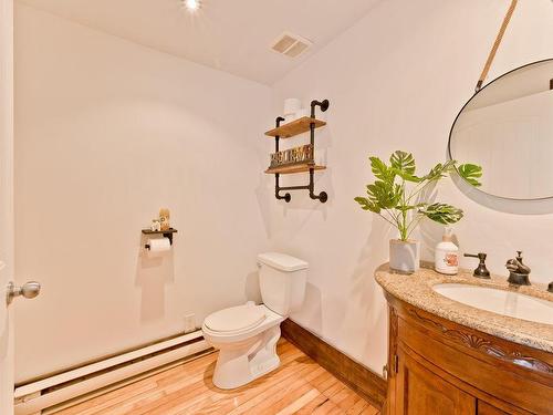 Commerce - 1023  - 1027 Rue King O., Sherbrooke (Les Nations), QC - Indoor Photo Showing Bathroom