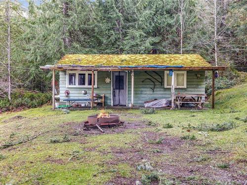 808 Rainbow Rd, Salt Spring, BC 