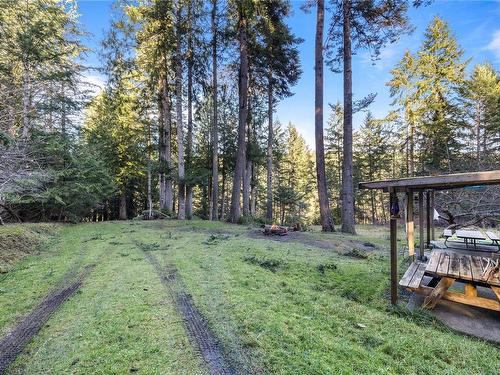 808 Rainbow Rd, Salt Spring, BC 